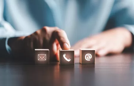 Kontaktaufnahme-post-email-telefon