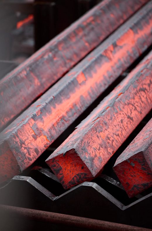 Gluehender stahl strangguss